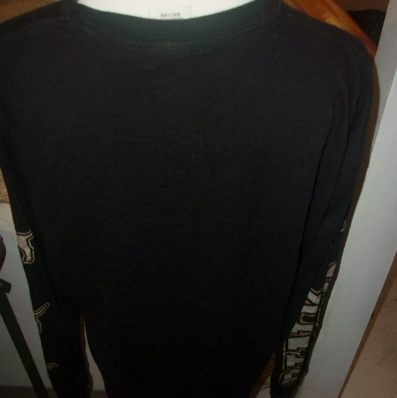 Shirt small - Picture 3 of 3